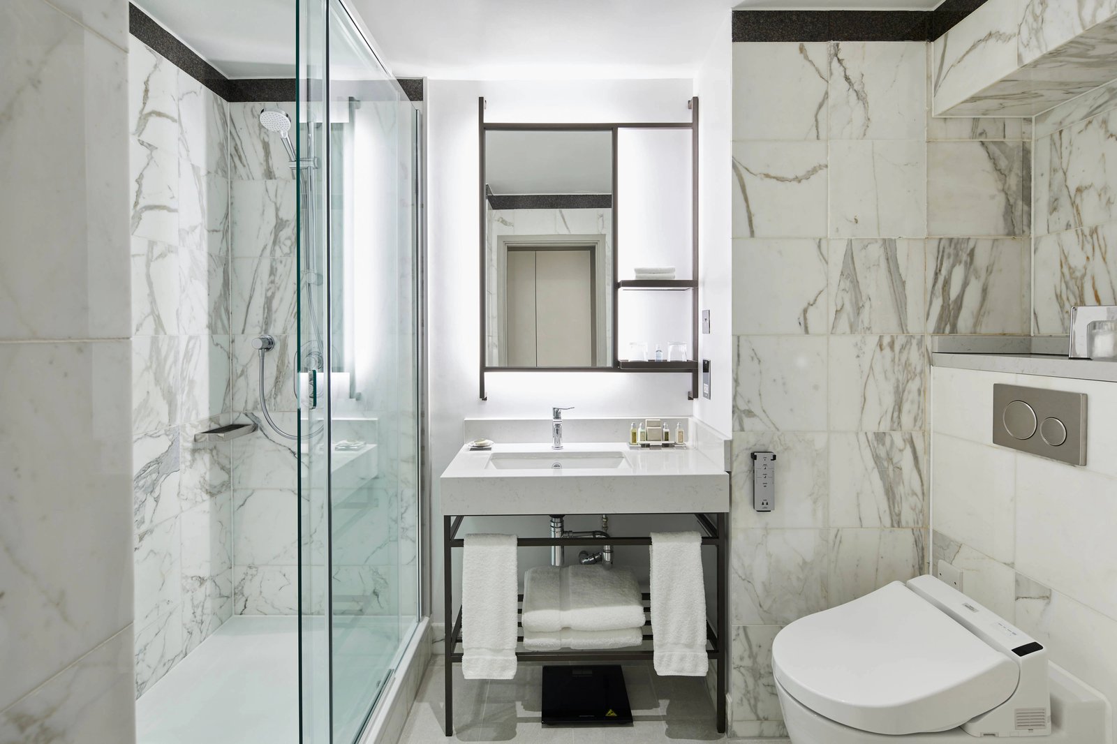 London Marriott Hotel Grosvenor Square — rooms