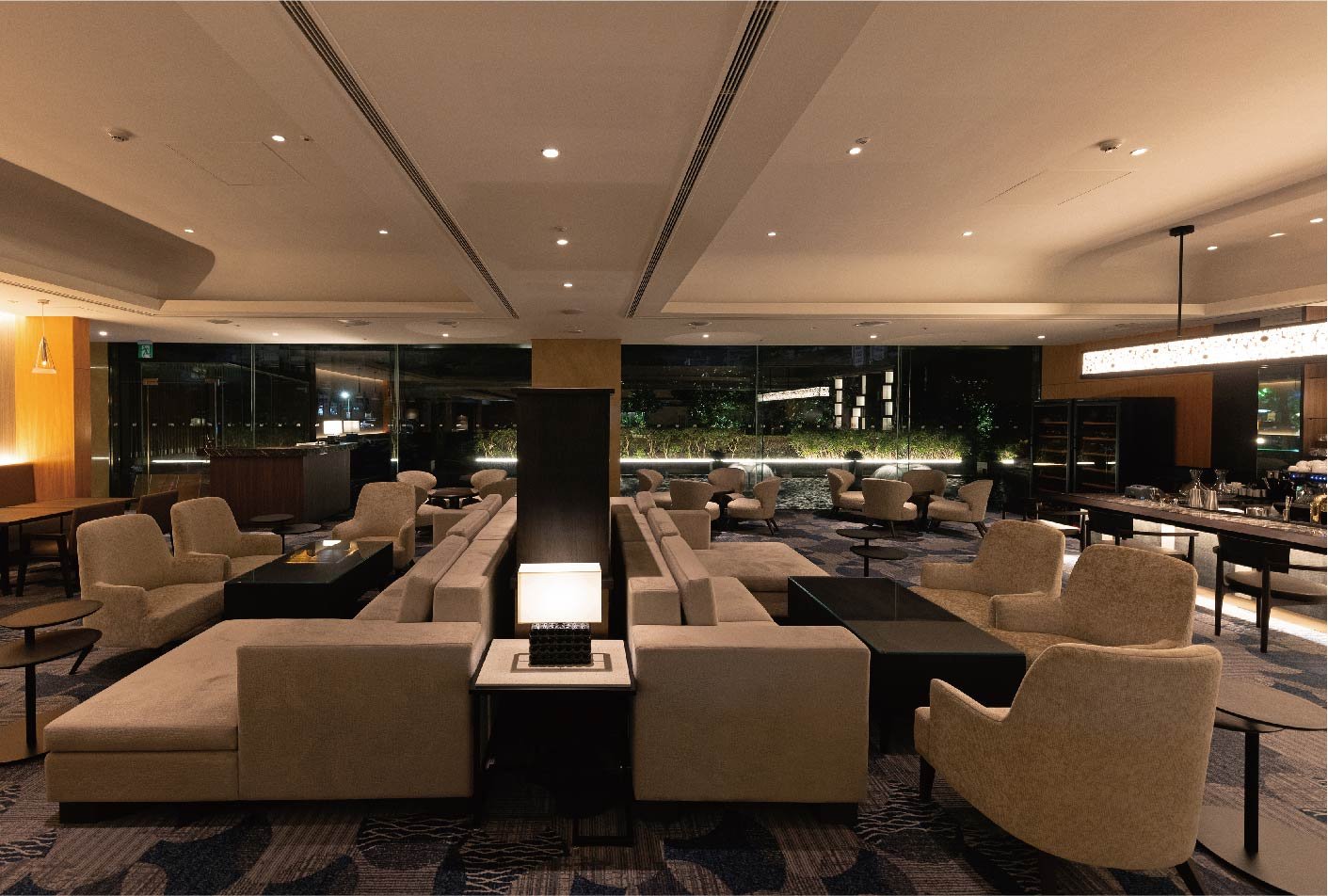 Hotel Metropolitan Premier, platform