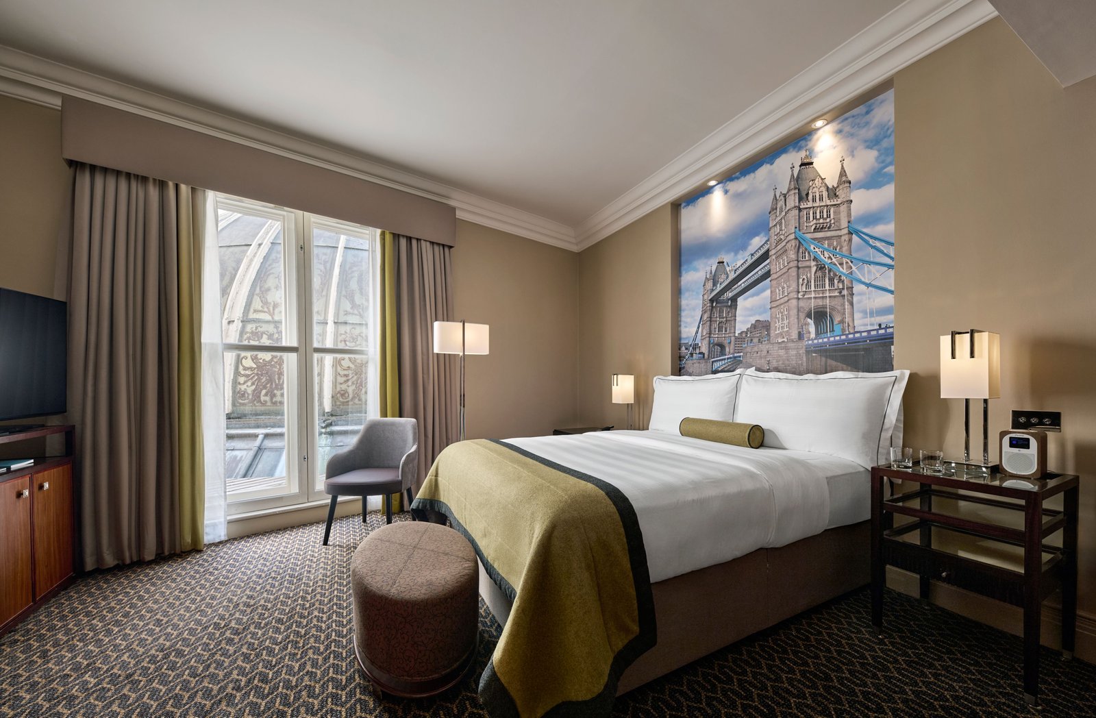 Threadneedles, Autograph Collection — rooms