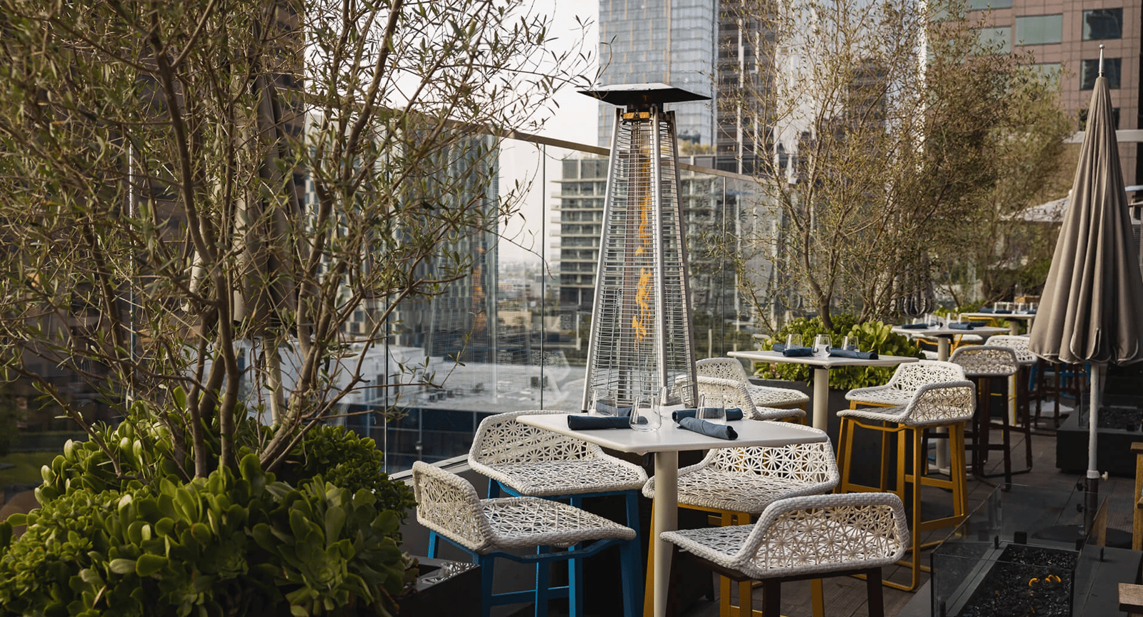 The Wayfarer Downtown LA, Tapestry Collection by Hilton — vibe