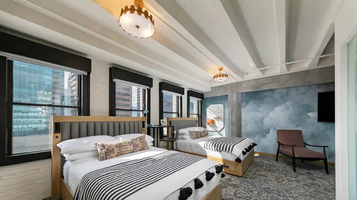 The Wayfarer Downtown LA, Tapestry Collection by Hilton — rooms