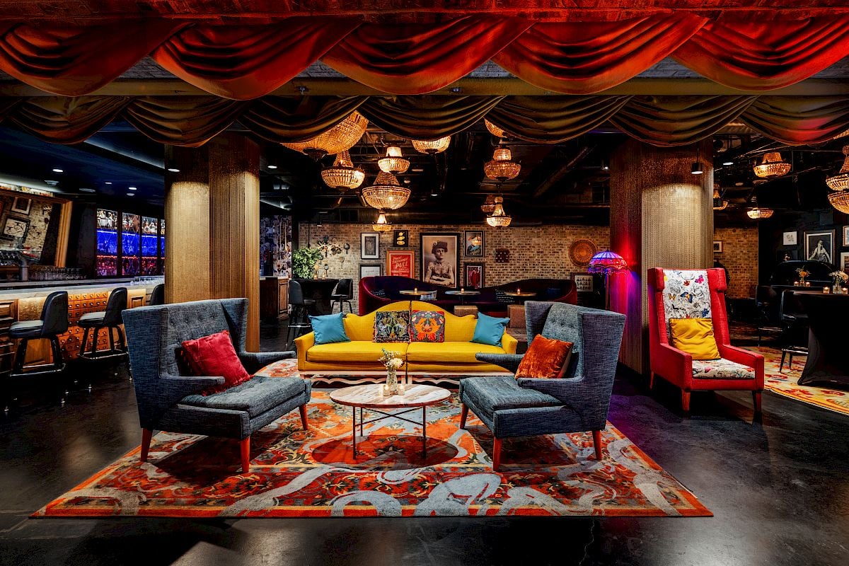 The Wayfarer Downtown LA, Tapestry Collection by Hilton — eat & drink