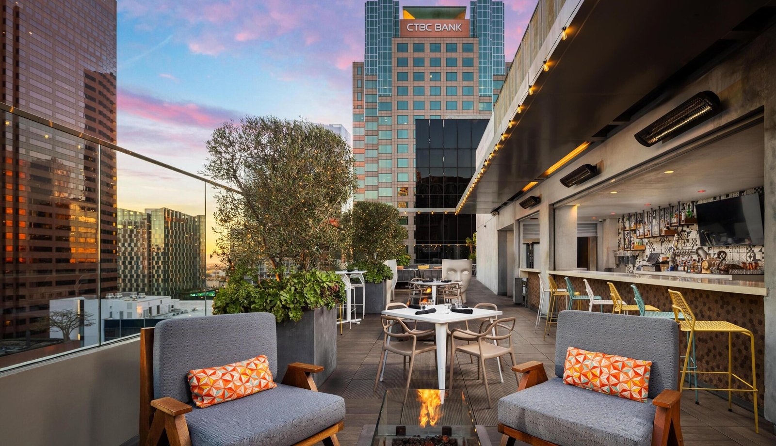 The Wayfarer Downtown LA, Tapestry Collection by Hilton — eat & drink