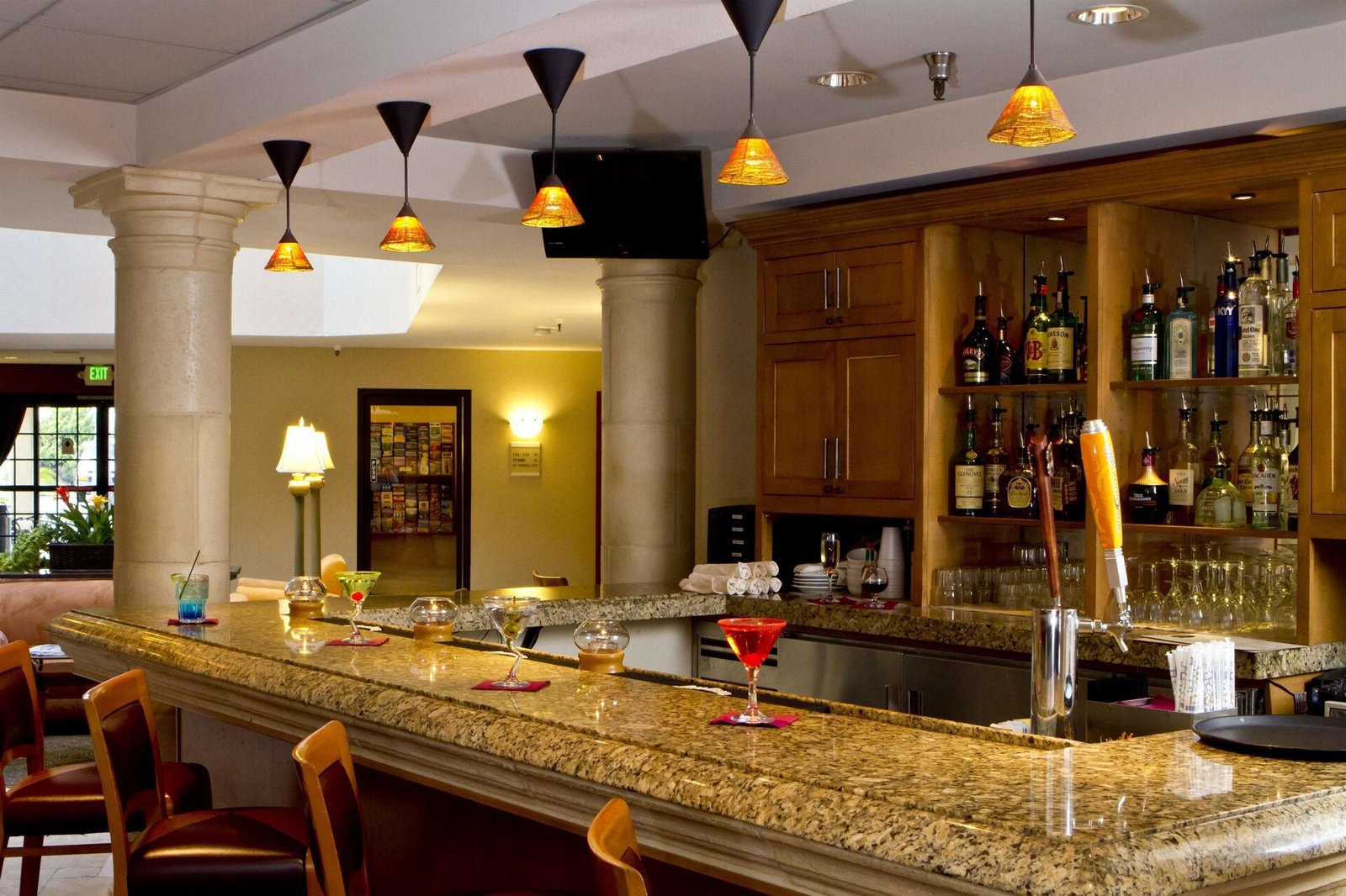 Safari Inn, a Coast Hotel — eat & drink