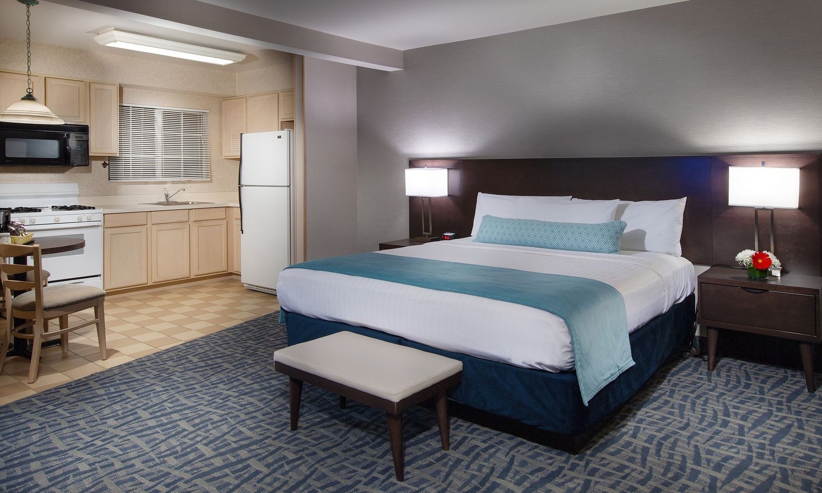 Safari Inn, a Coast Hotel — rooms