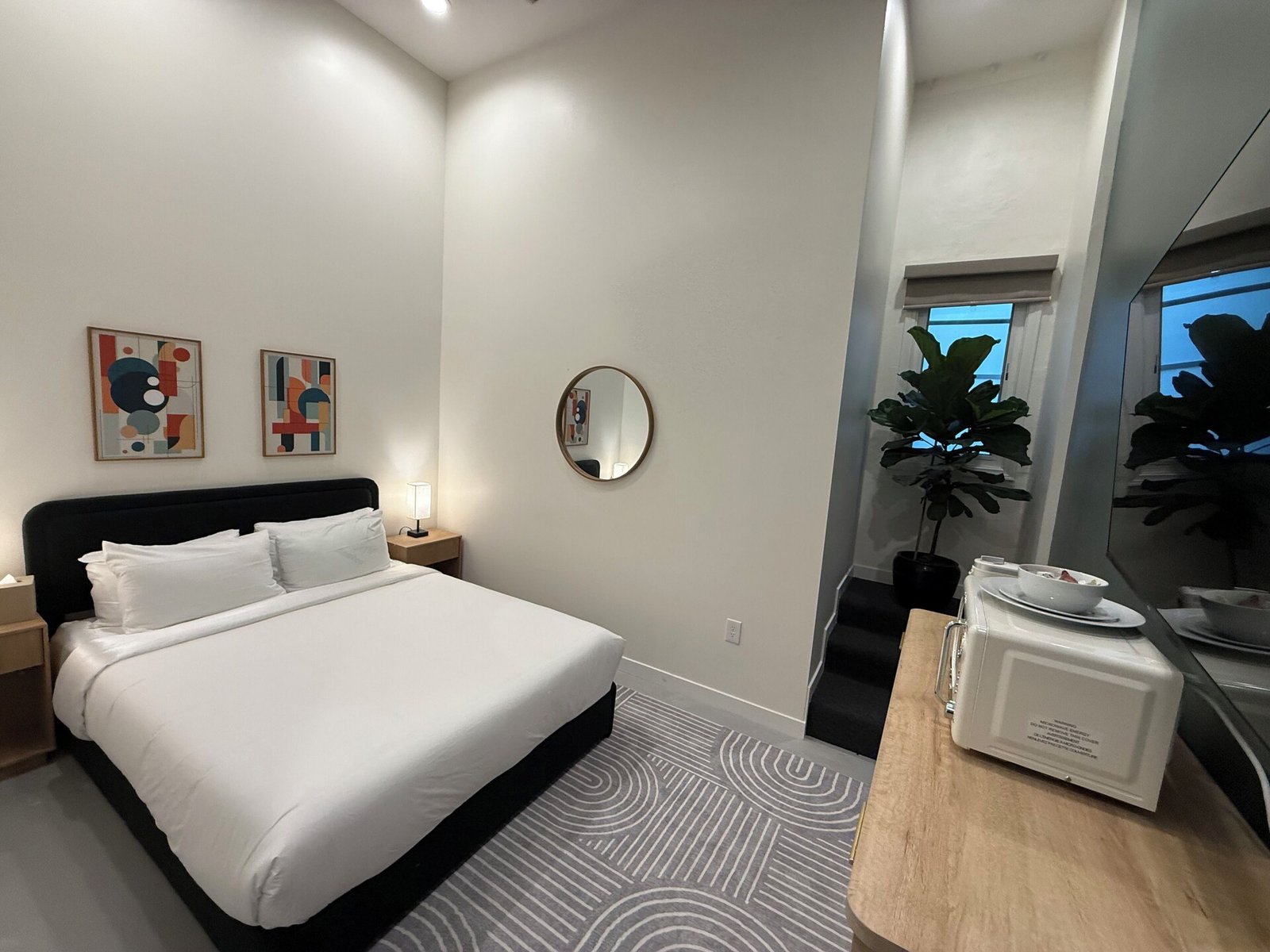 Hotel Royal — rooms