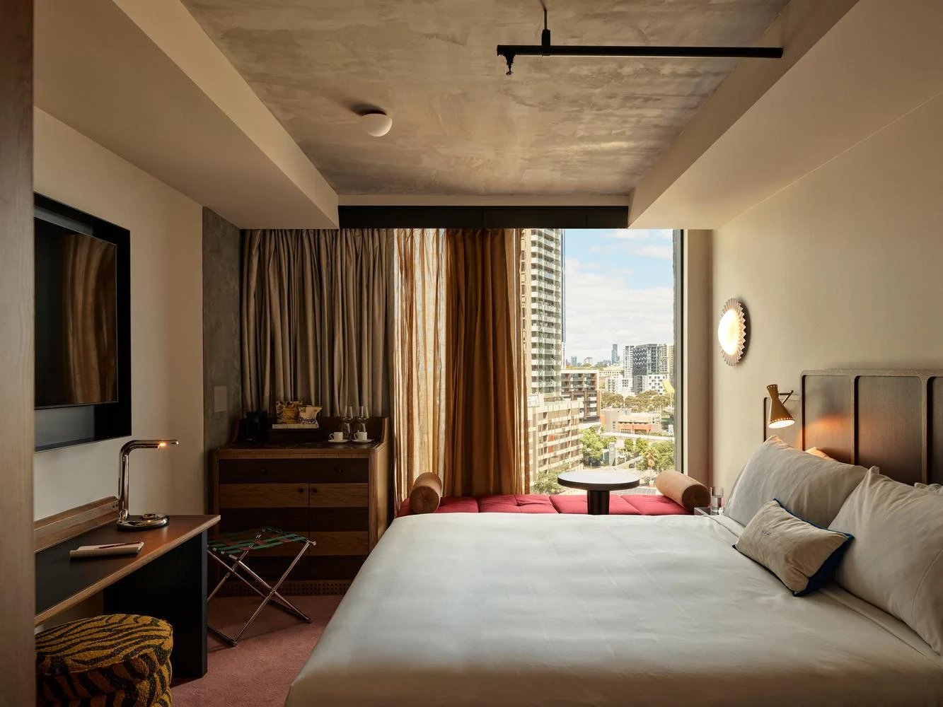 Hannah St Hotel — rooms