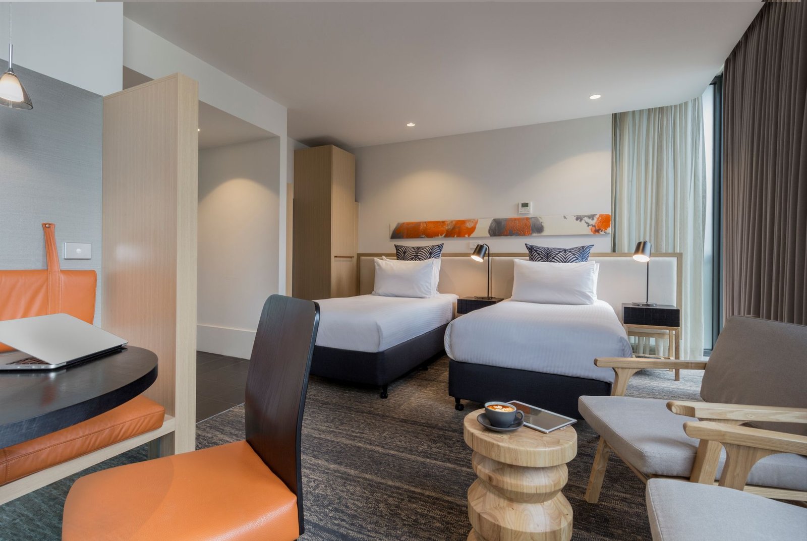 Brady Hotels Central Melbourne — rooms