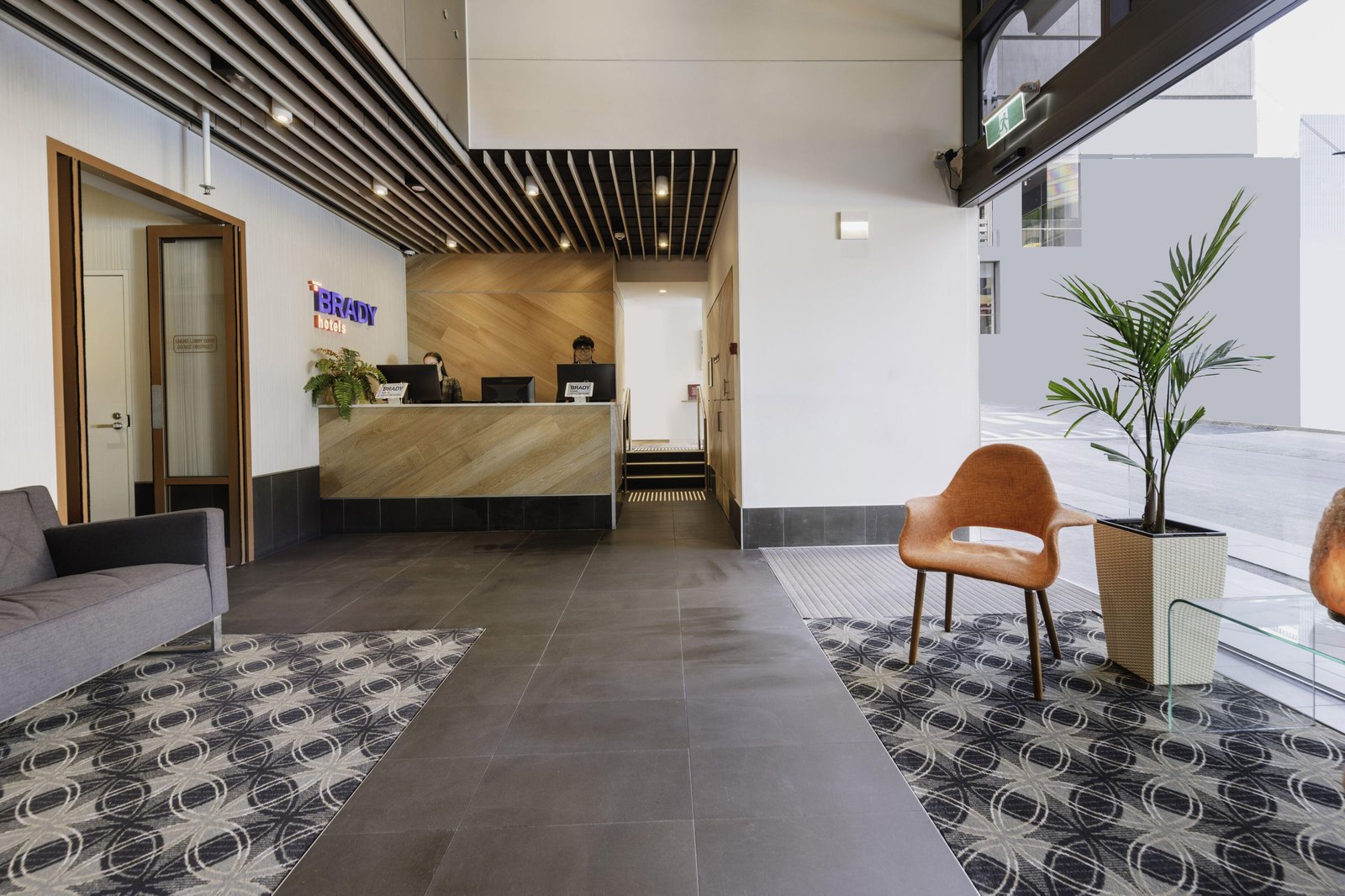 Brady Hotels Central Melbourne — vibe