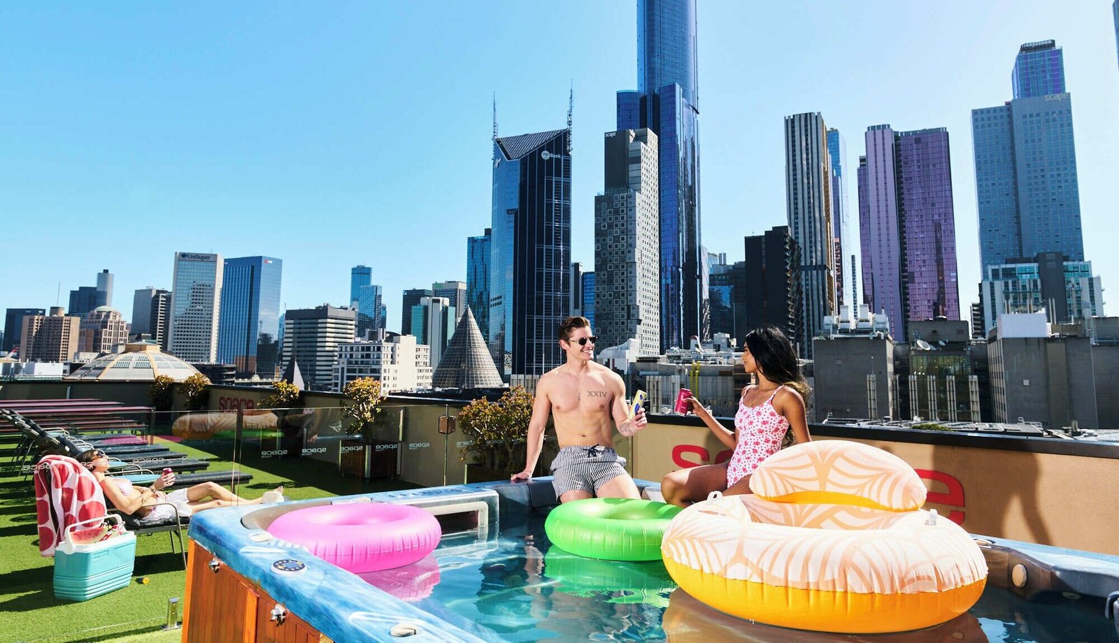 Space Hotel, the pool