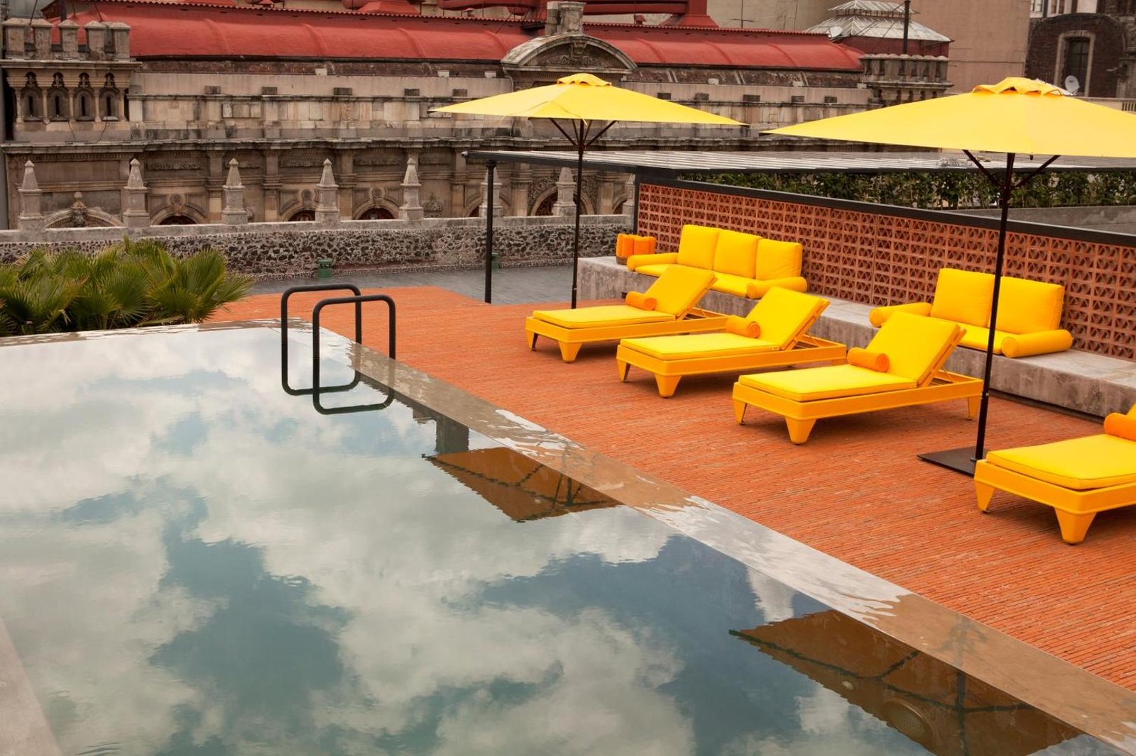 DOWNTOWN MEXICO HOTEL — wellness