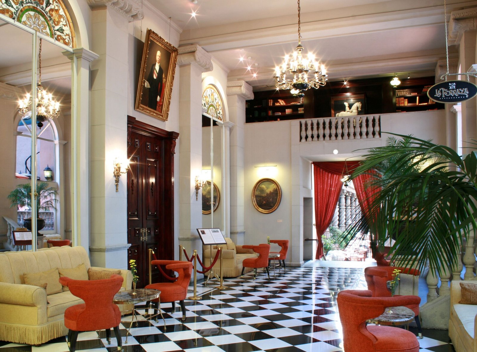 Hotel Geneve Mexico City — eat & drink