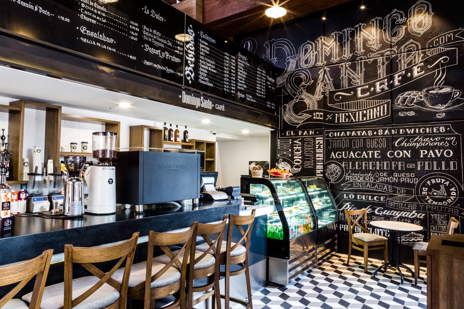 Domingo Santo — eat & drink