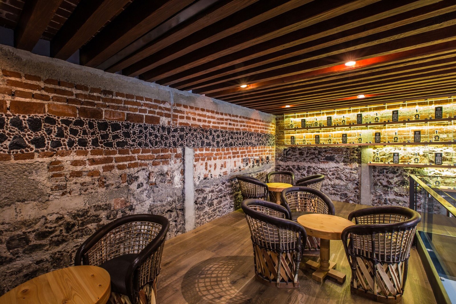 Domingo Santo — eat & drink