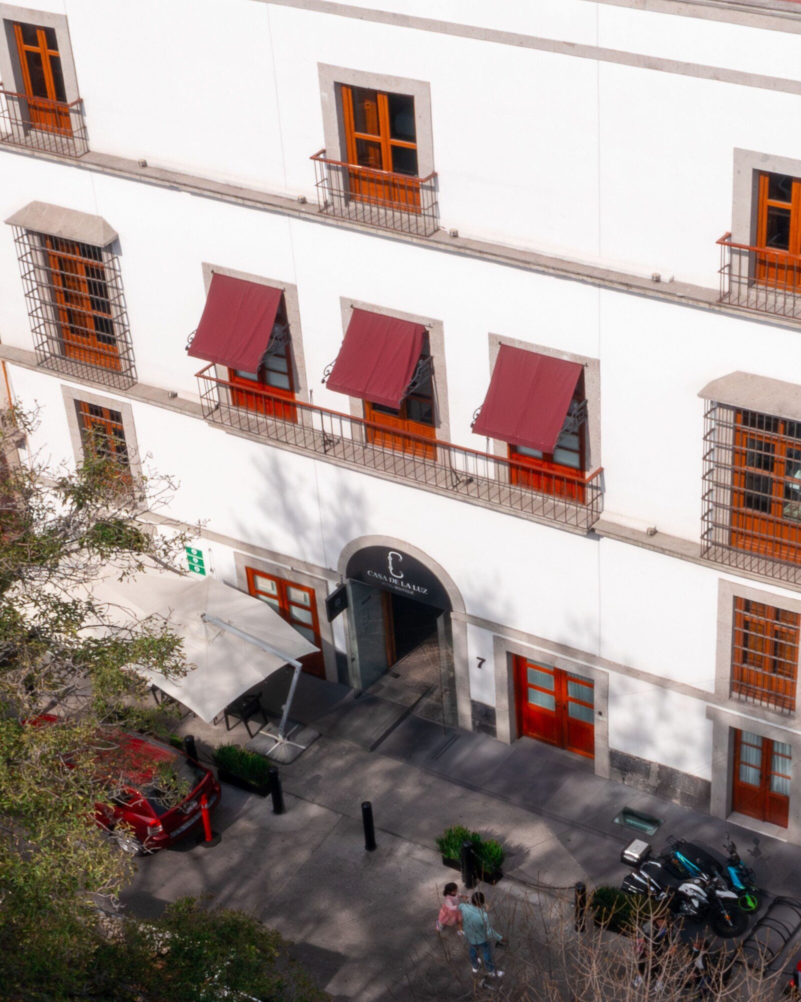 Casa de la Luz Hotel Boutique, backstory