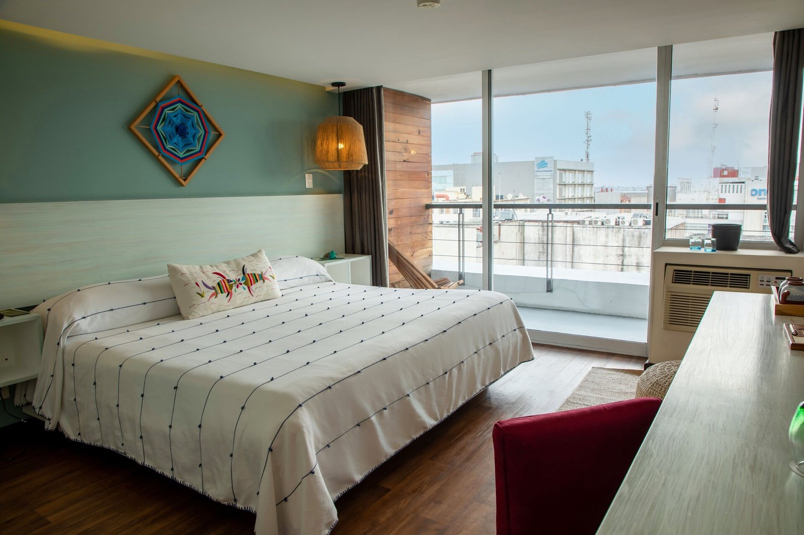 Hotel B Urban Xaman — rooms