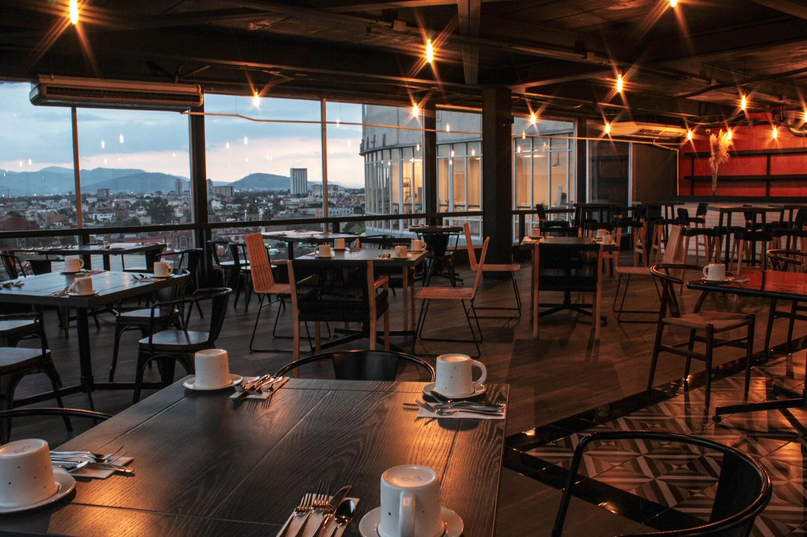 Hotel B Urban Xaman — eat & drink