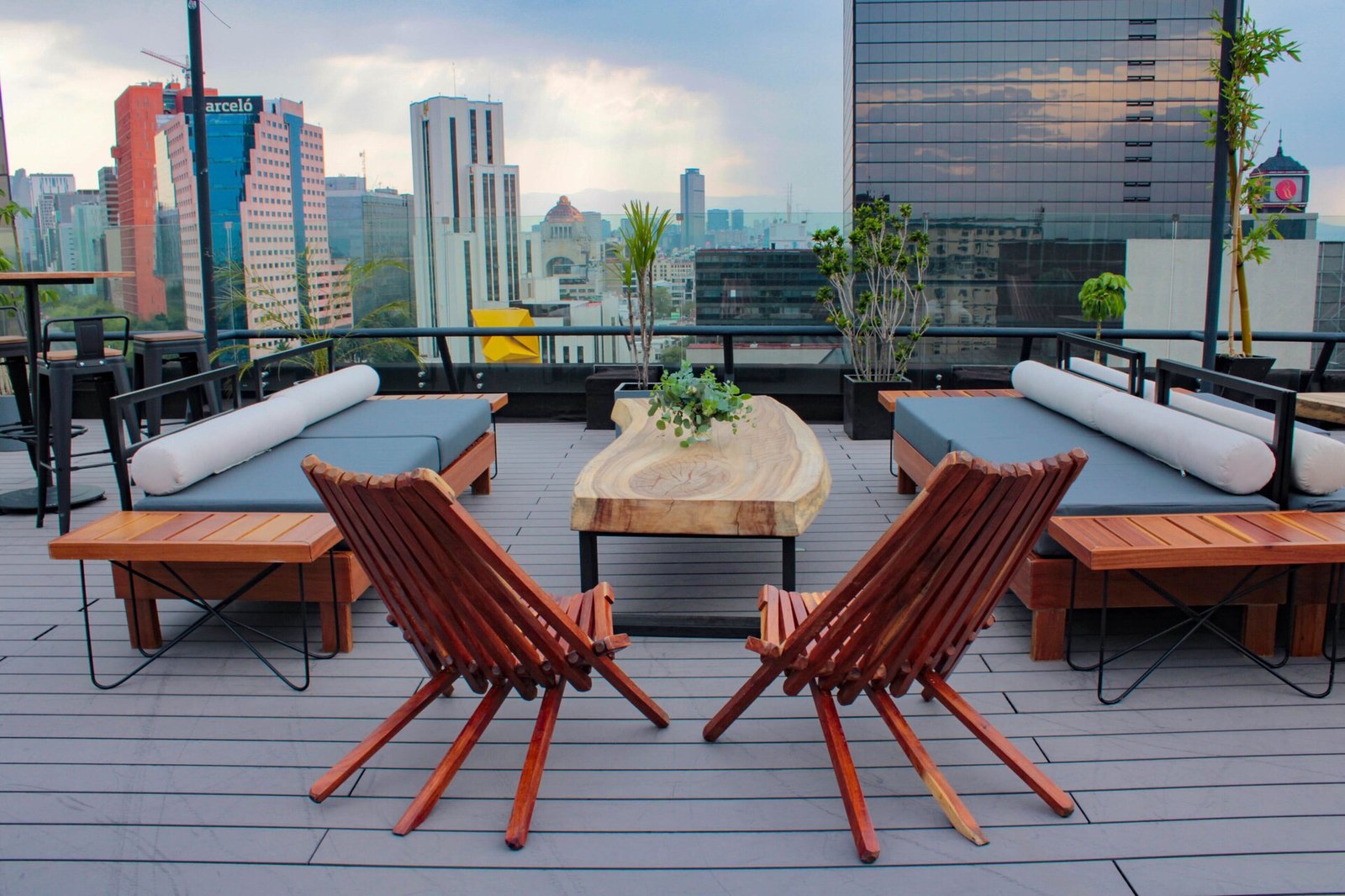 Hotel B Urban Xaman — vibe