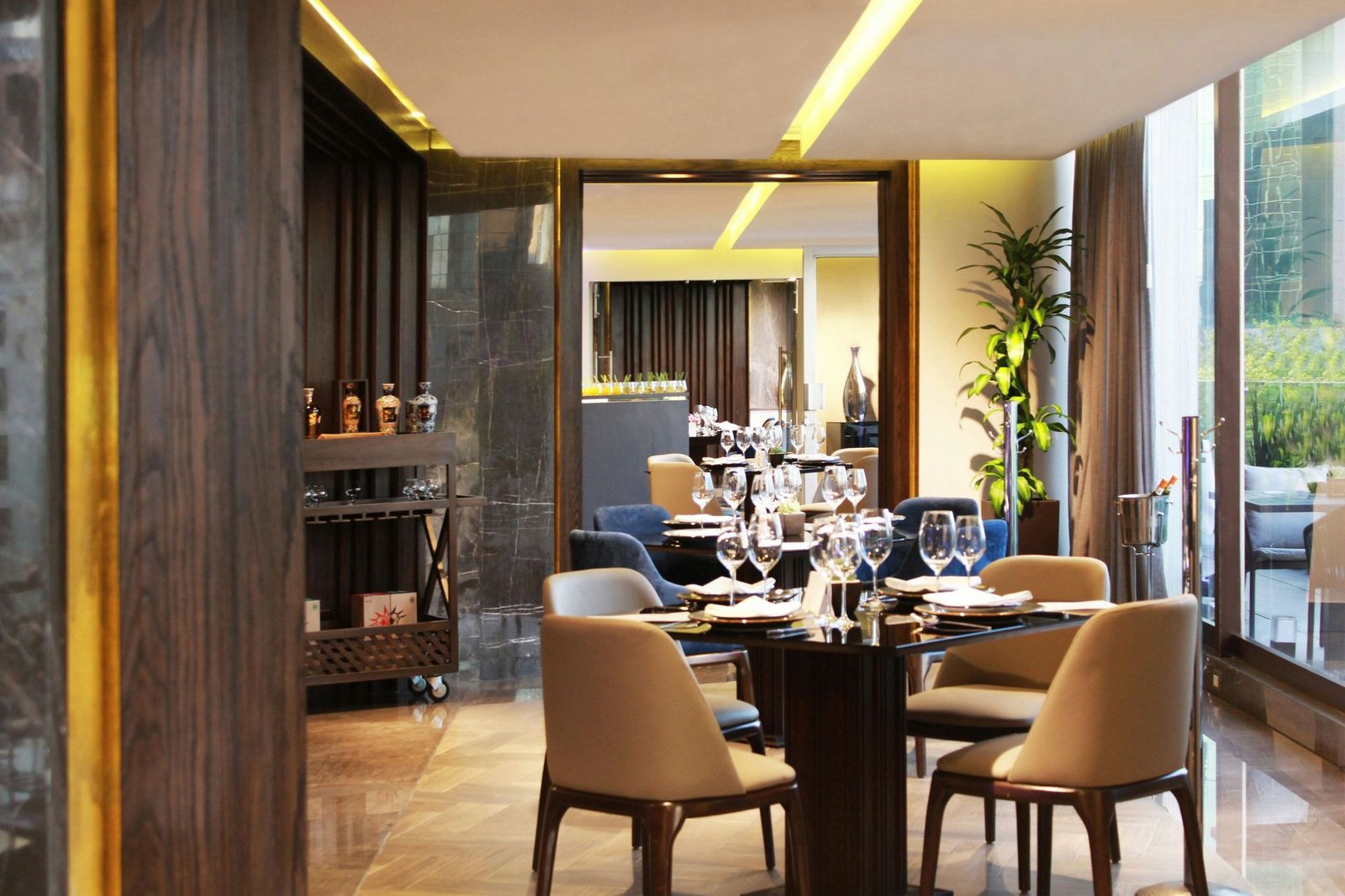 Fiesta Americana Reforma — eat & drink
