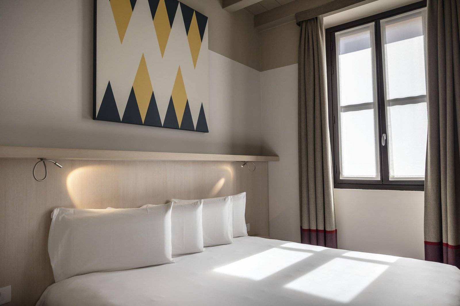 Savona 18 Suites — rooms