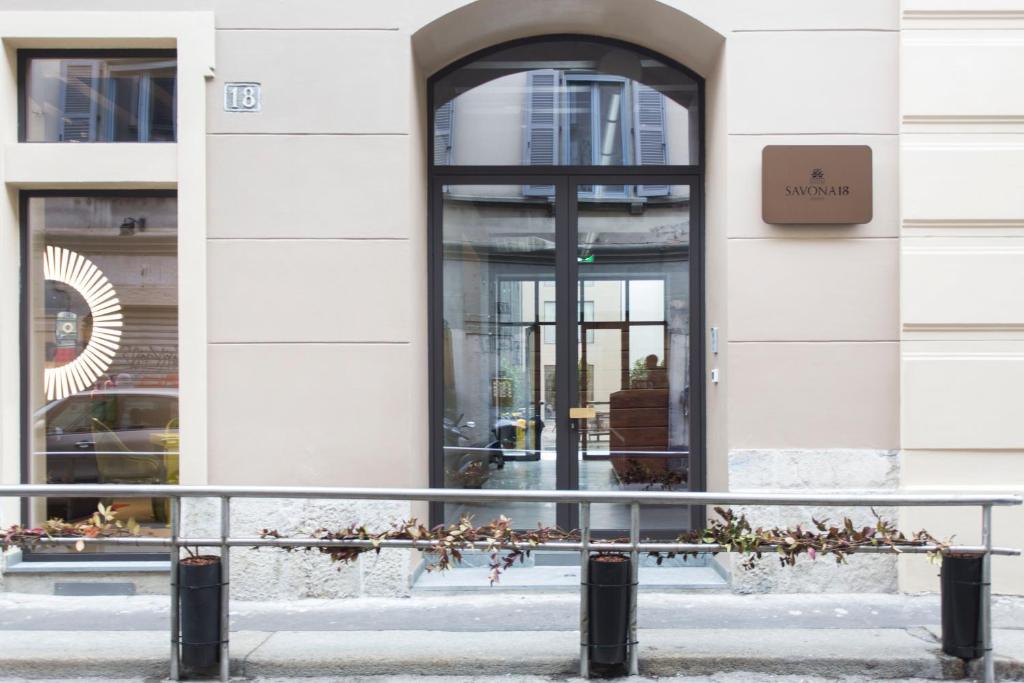 Savona 18 Suites — backstory