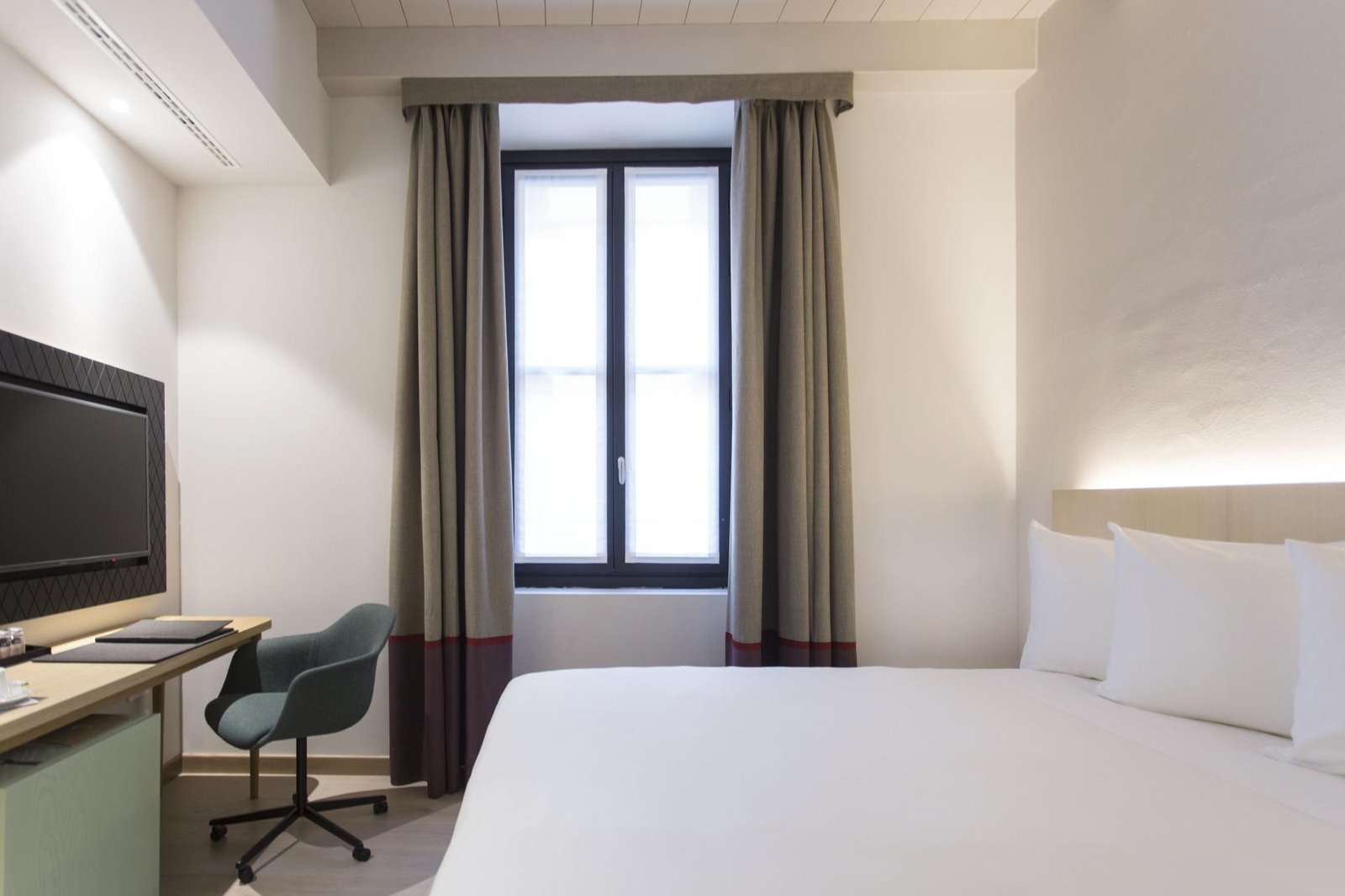 Savona 18 Suites — rooms