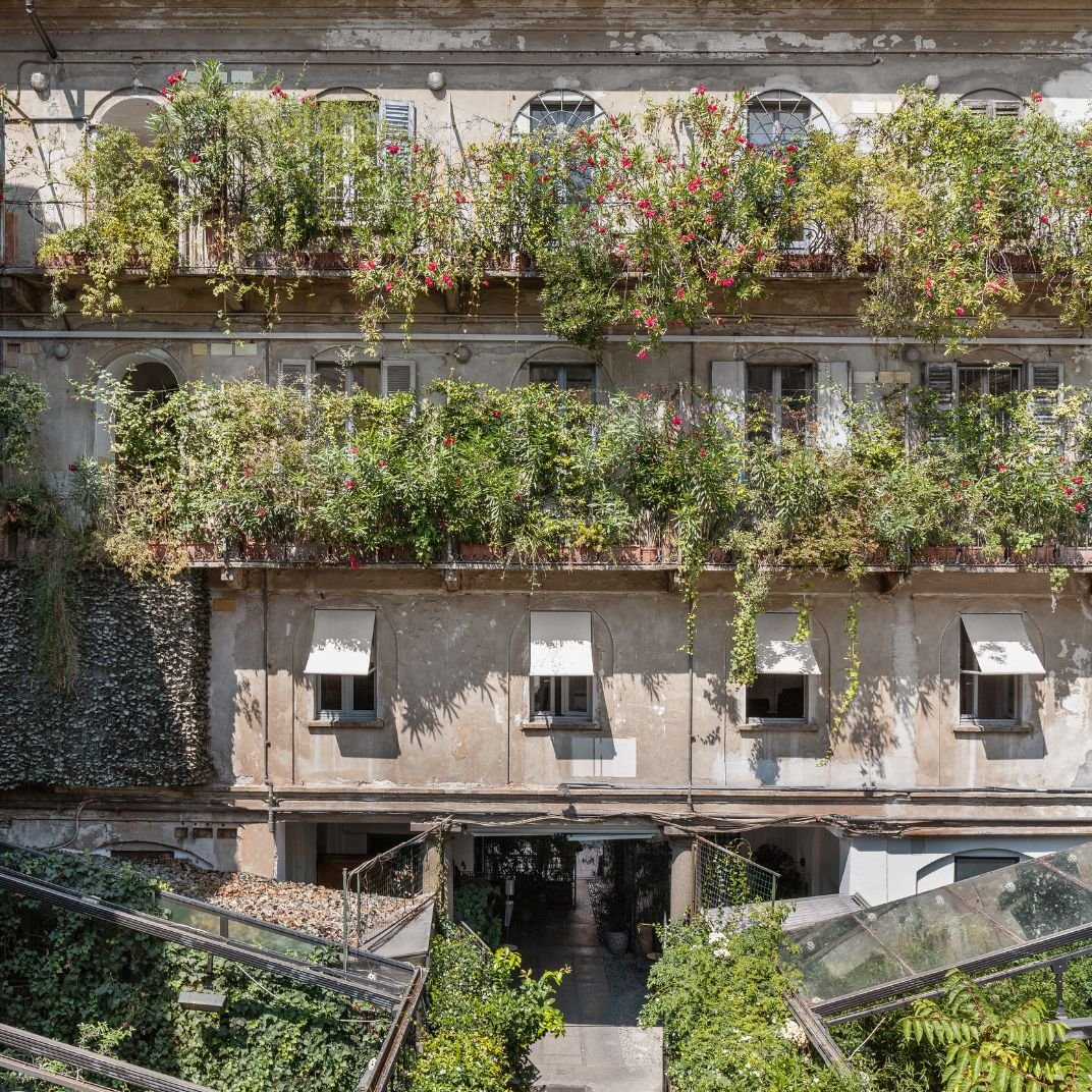 3Rooms 10 Corso Como, backstory