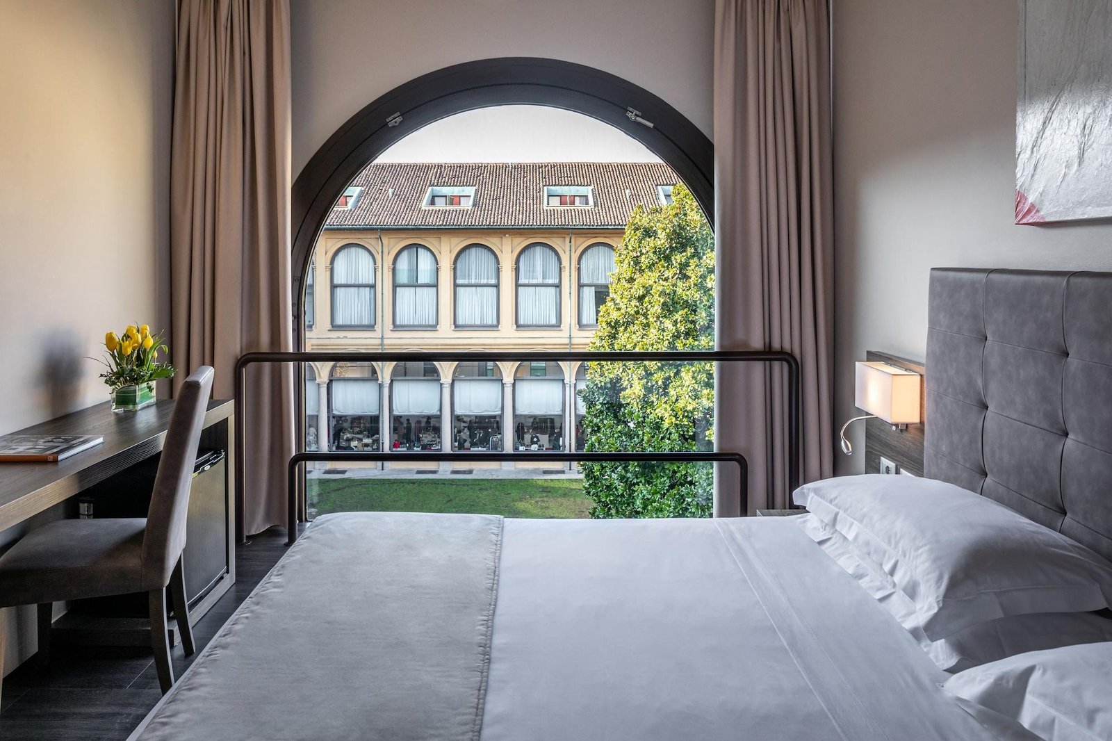 Palazzo delle Stelline — rooms