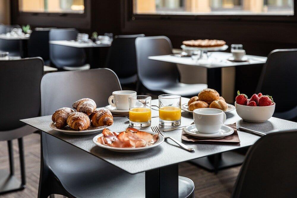 Palazzo delle Stelline — eat & drink