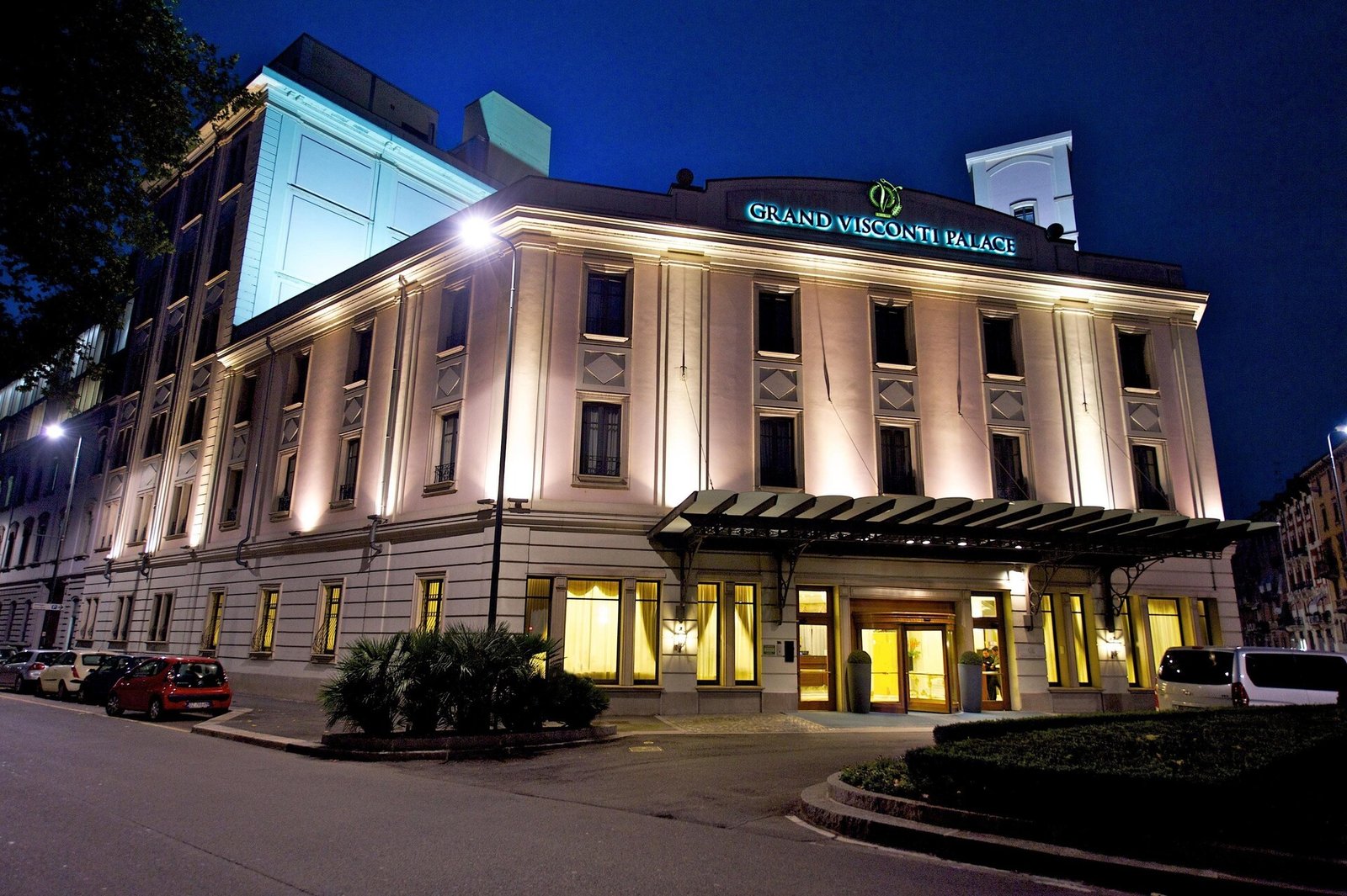 Grand Visconti Palace Hotel — backstory