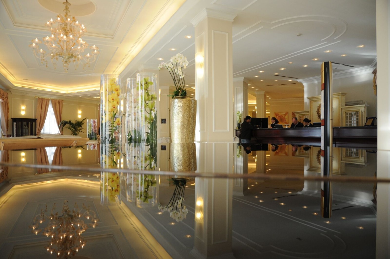 Grand Visconti Palace Hotel — vibe