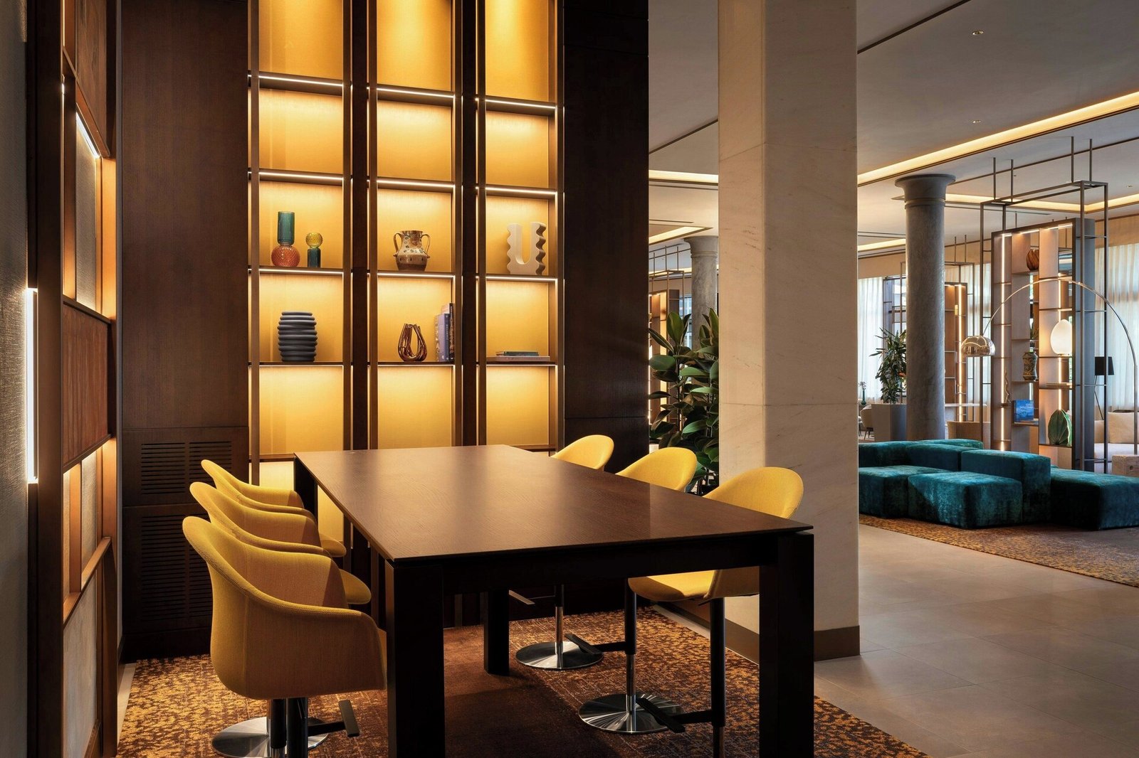Milan Marriott Hotel — vibe
