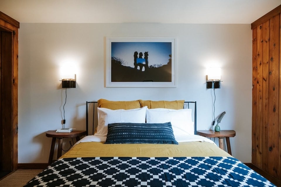 The Leeway — rooms