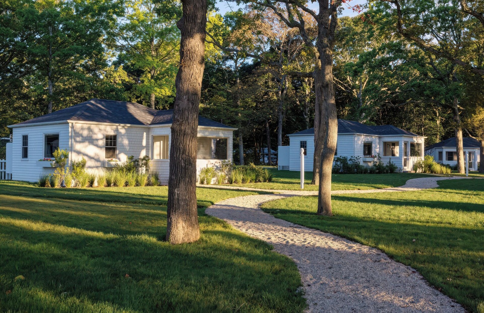 Silver Sands Motel & Beach Bungalows — backstory