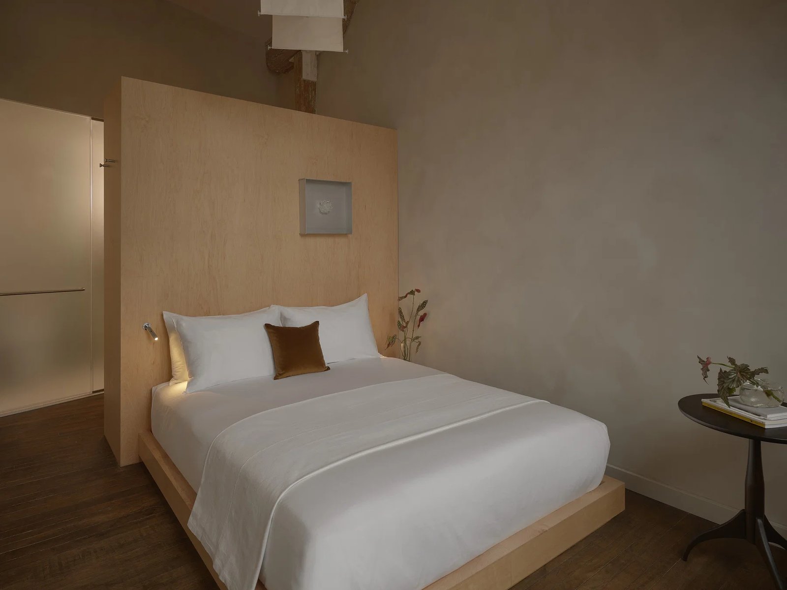 Pocketbook Hudson — rooms