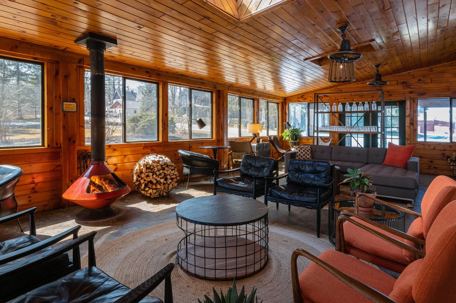 The Arnold House — eat & drink