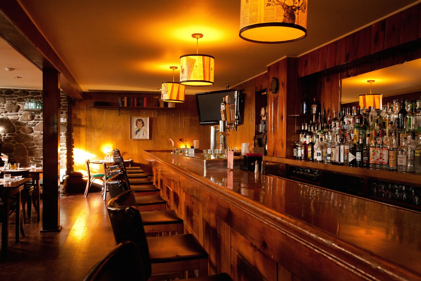 The Arnold House — eat & drink