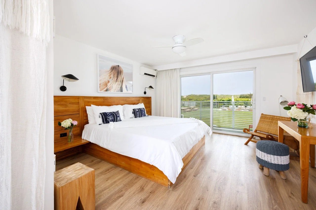 Hero Beach Club — rooms
