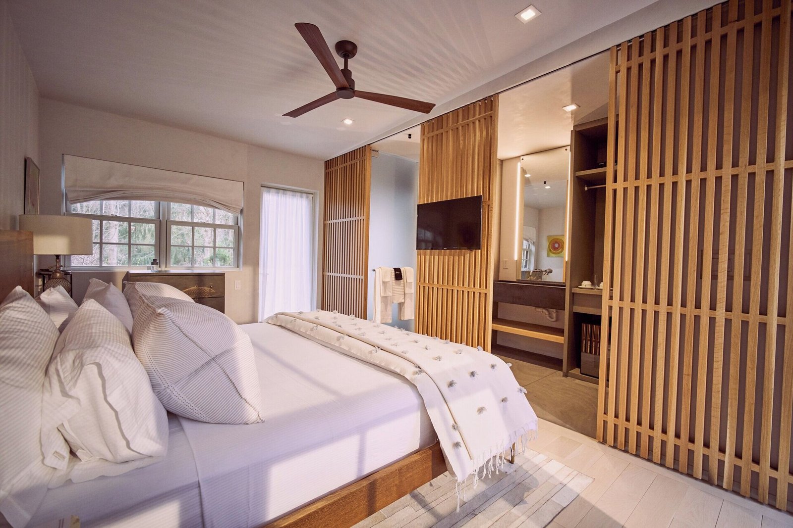 A Room at the Beach — rooms