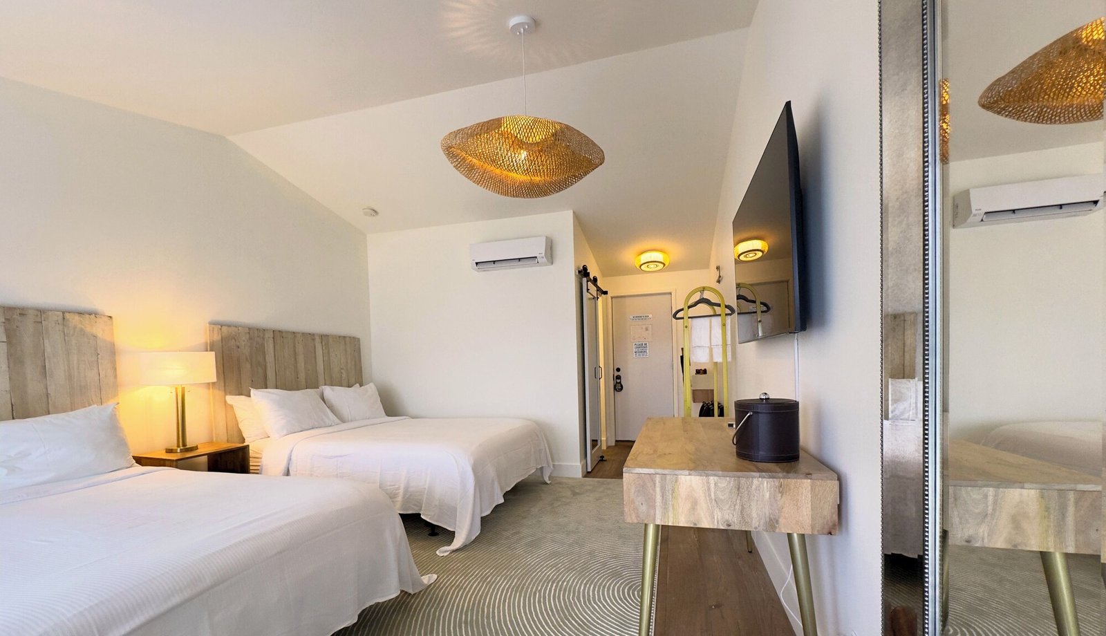 The Montauk Beach House — rooms