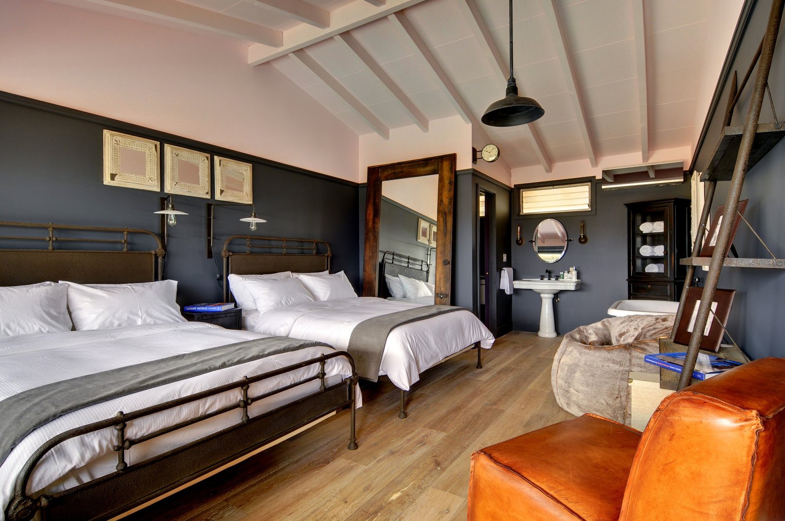 The Montauk Beach House — rooms