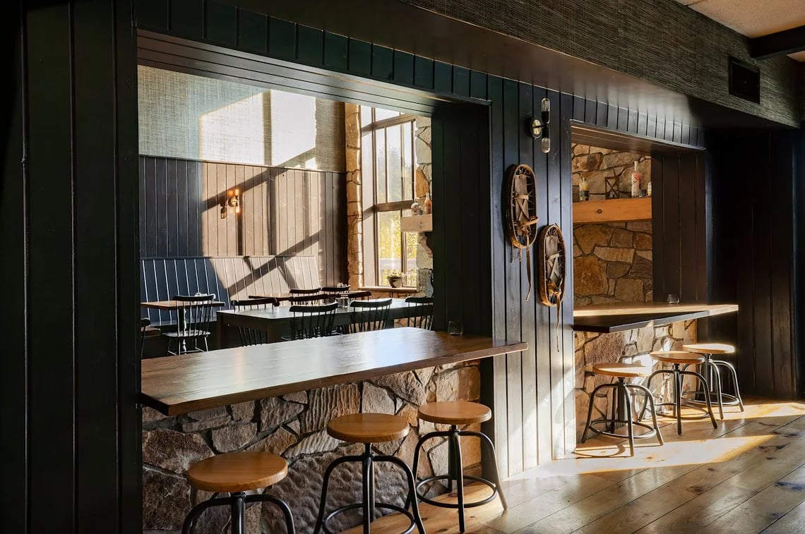 Hunter Lodge Bluebird by Lark, hunter tavern
