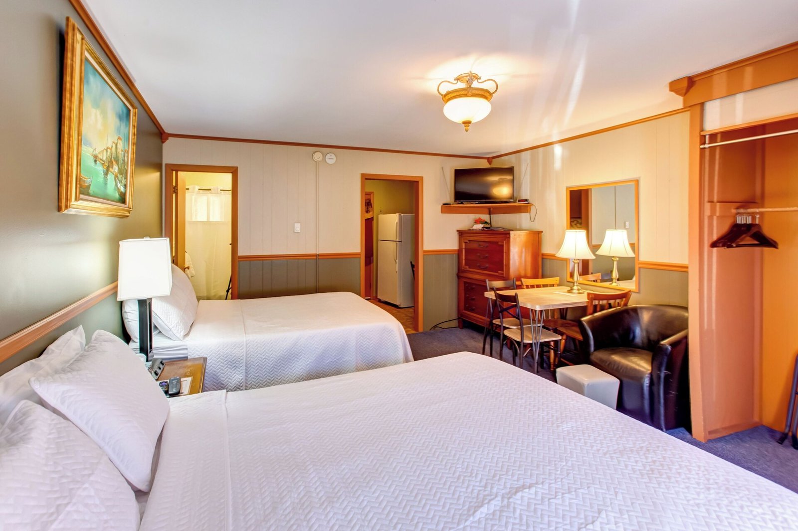 Starlite Motel — rooms