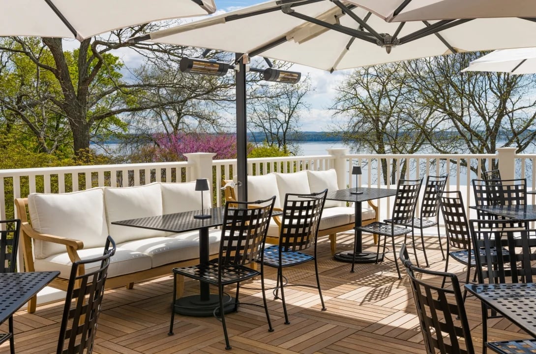 Inns of Aurora Resort & Spa, at the table