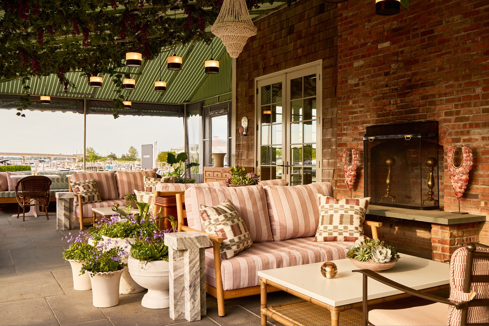 Faraway Sag Harbor — vibe