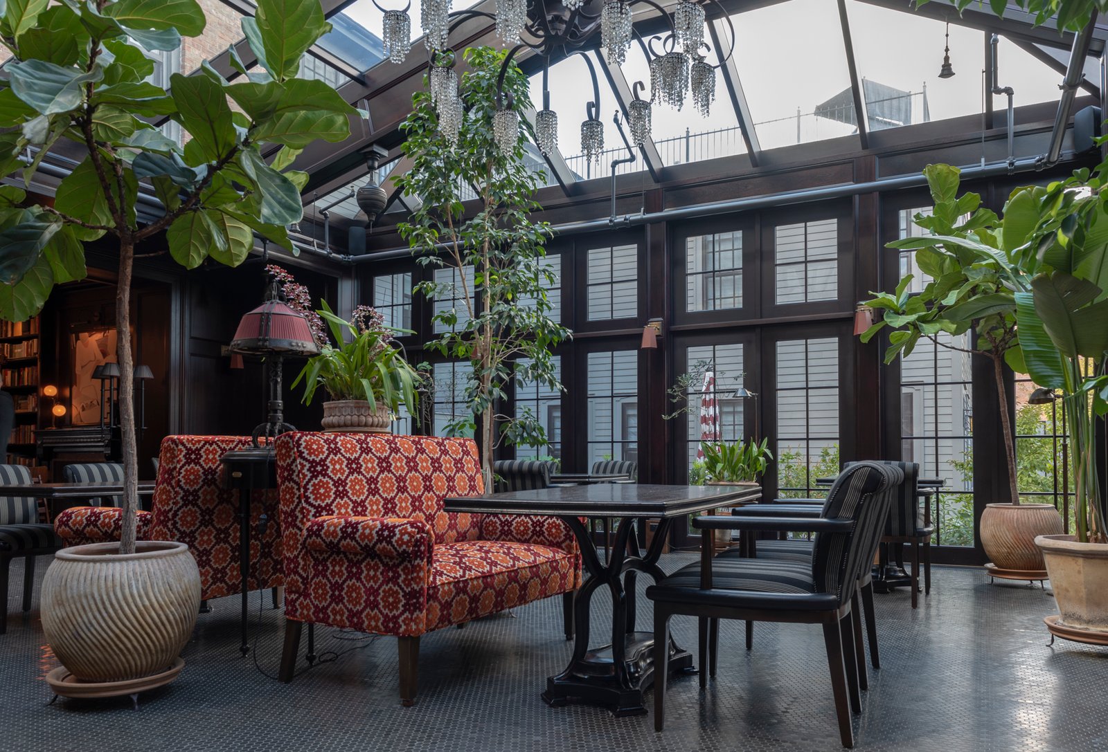 The Maker Hotel — vibe