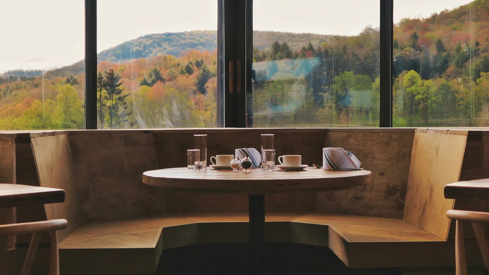 The DeBruce, the dining room