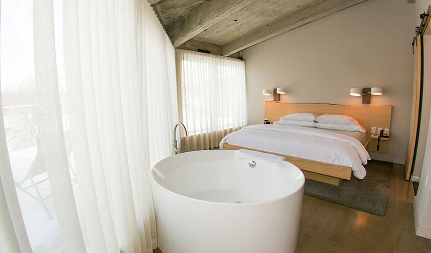 The Roundhouse Hotel — rooms