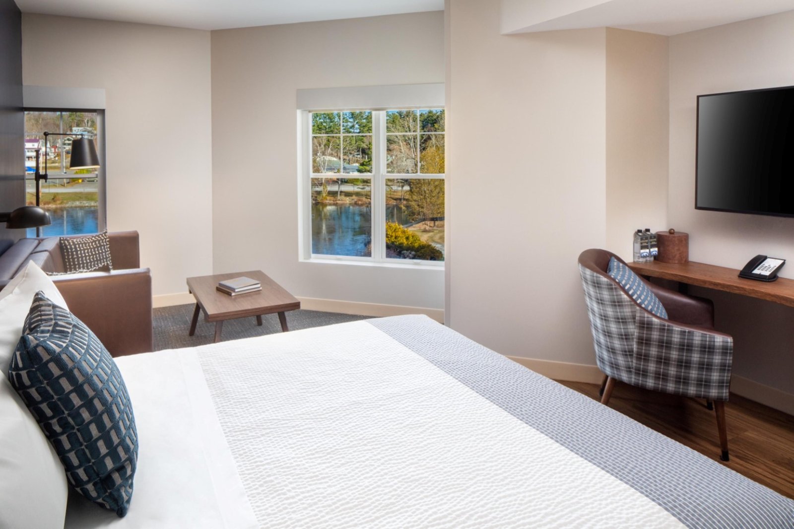 voco Saranac Lake NY - Waterfront by IHG, rooms
