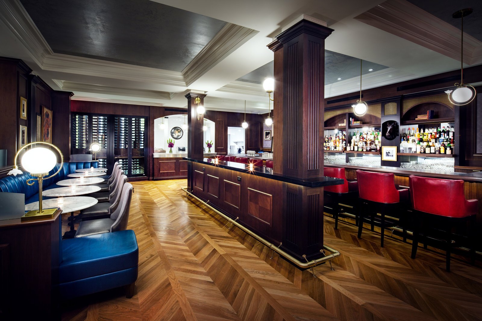 The Adelphi Hotel, morrissey's lounge & bistro